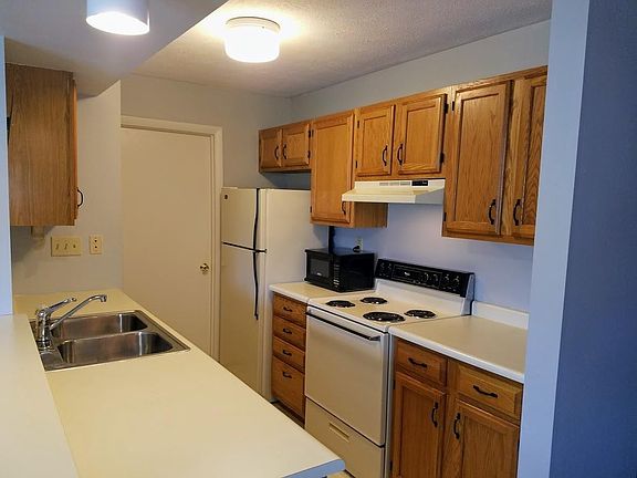 5th image of 8839 Eagleview Dr APT 5