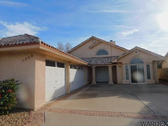 1st image of 1208 Country Club Cv