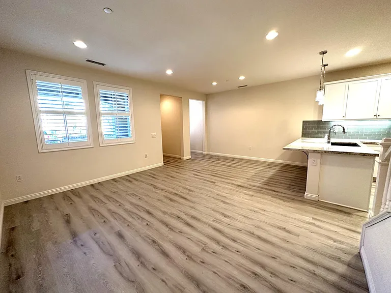 1503 El Paseo — Photo 13