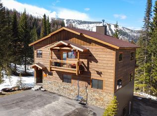 35 Avalanche Rd, Sandpoint, ID 83864