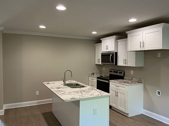 3rd image of 155 Livingston Way