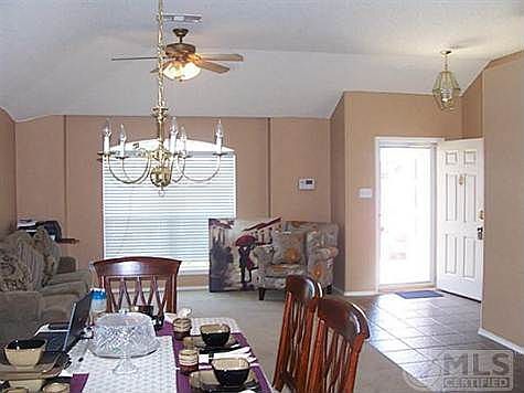 4th image of 901 Mockingbird Dr