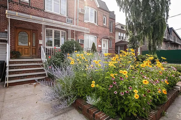 Sold by Fillmore | media 10