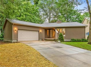 205 Indian Park Dr, Tallmadge, OH 44278