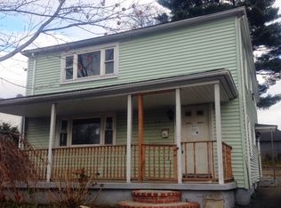 20 Byron St, Danbury, CT 06810