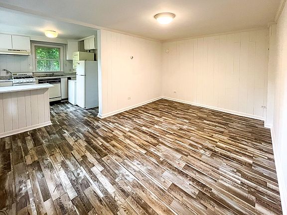 3rd image of 1224 Preston Ave #B