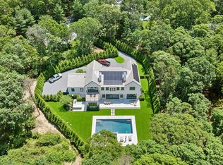 7 Lee Ln, Wainscott, NY 11975