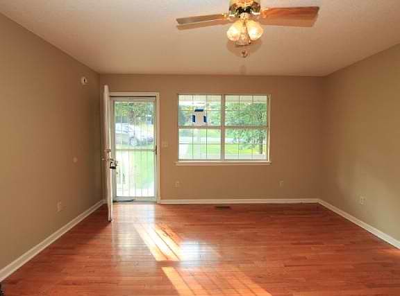 5th image of 224 Geren Dr NE