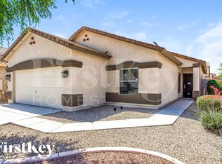 931 W Oak Tree Ln, San Tan Valley, AZ 85143