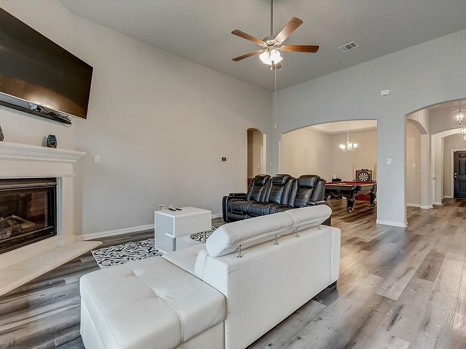 1st image of 4721 Indian Hawthorn Dr