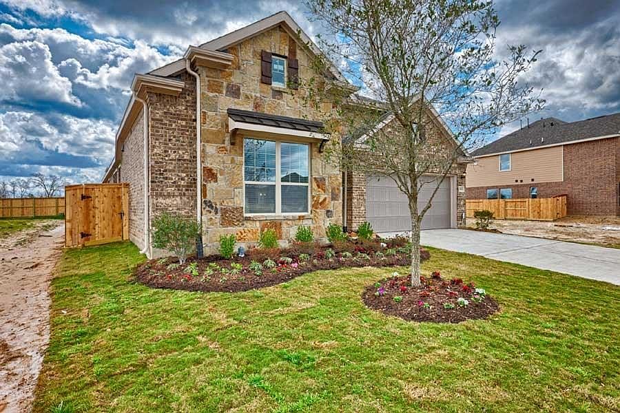 1st image of 338 Capriccio Ln