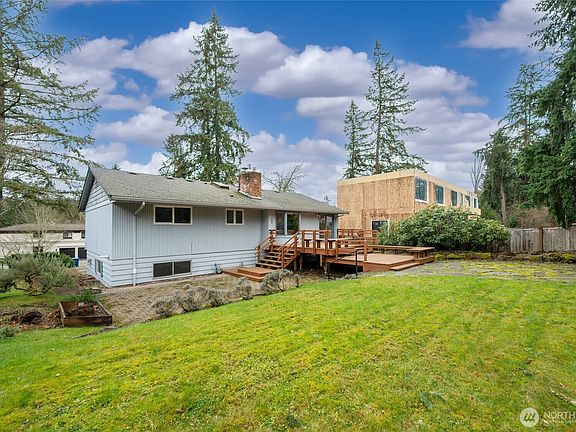 4th image of 2509 82nd Ave NE