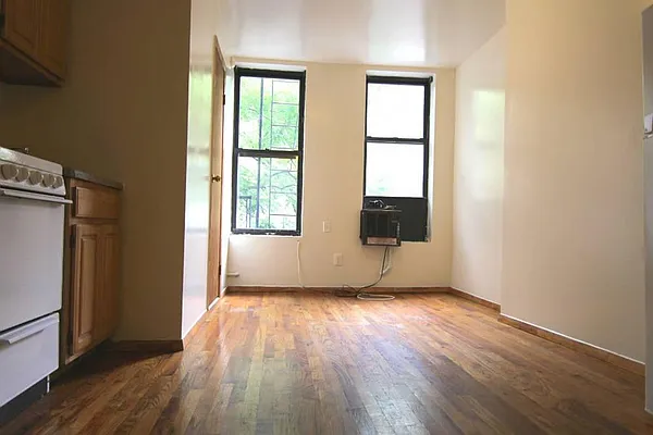 Rented by FirstService Realty (legacy) | media 17