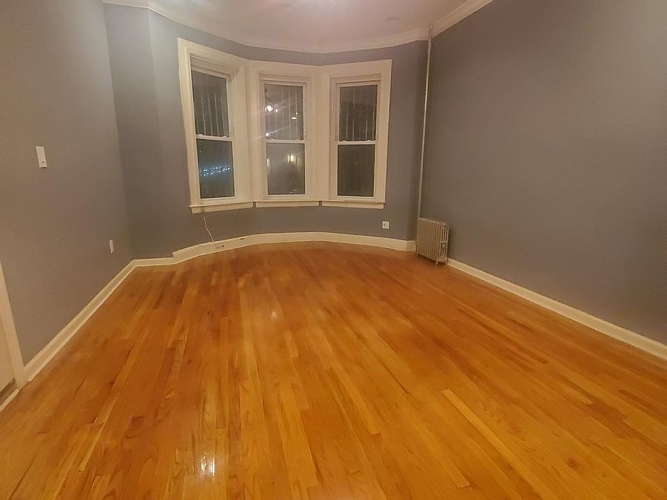 1st image of 351 Weirfield St