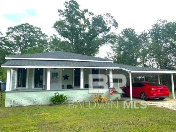 220 Bonifay St, Flomaton, AL 36441