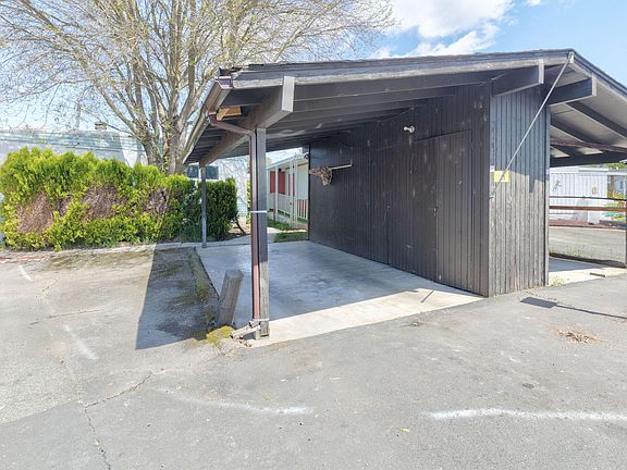 2nd image of 311 Bandy Way