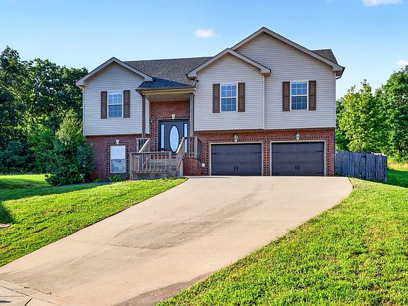 2nd image of 493 Comanche Ct