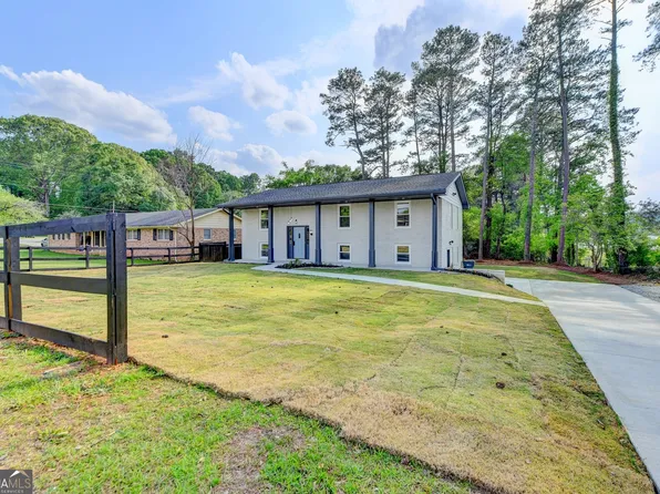 1075 Beaver Ruin Rd, Norcross, GA 30093