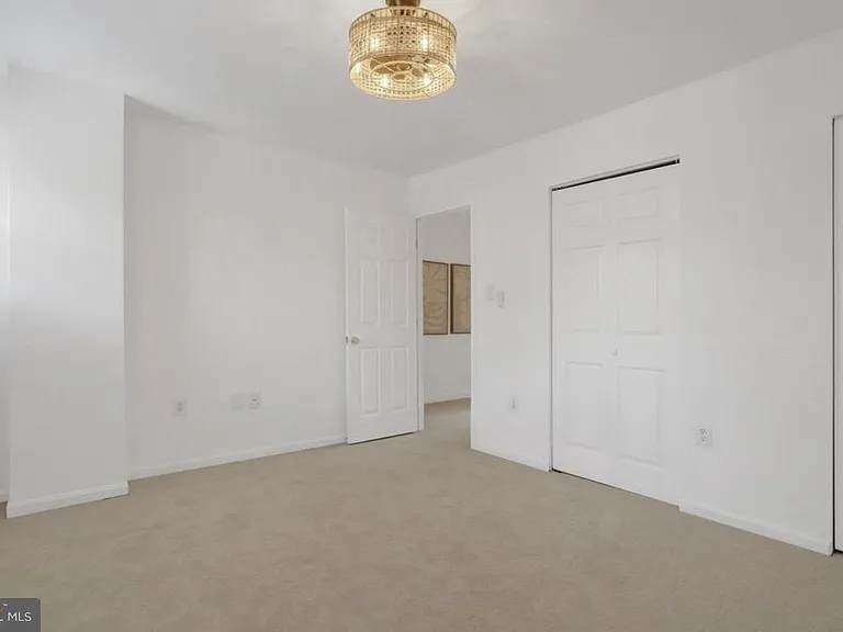 5934 Mayflower Ct — Photo 14