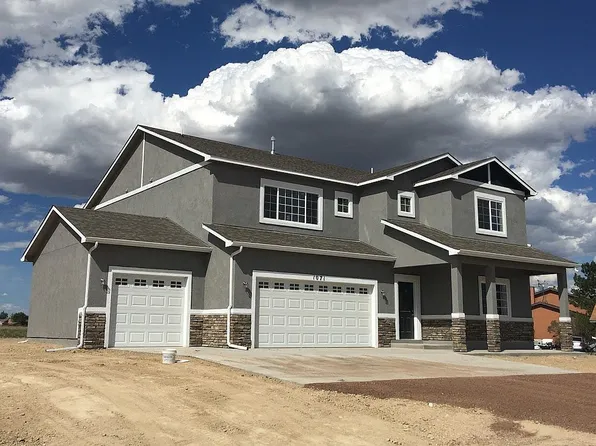 1071 W El Esperante Dr, Pueblo West, CO 81007