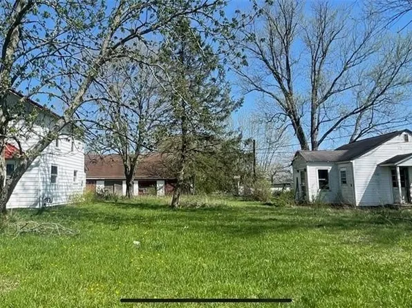 2197 S Salem Warren Rd, North Jackson, OH 44451