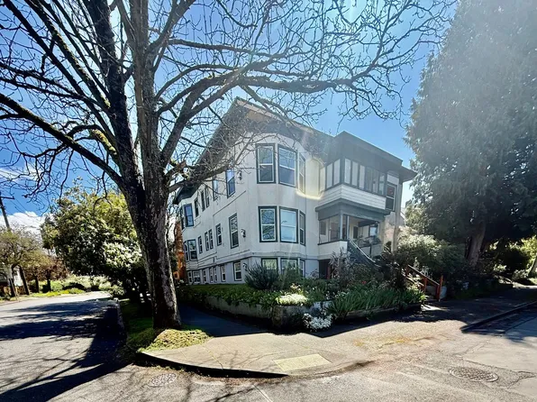 Westmoreland Apartments, 2156 8th Ave W #6, Seattle, WA 98119