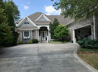 772 Black Creek Dr, Chattanooga, TN 37419