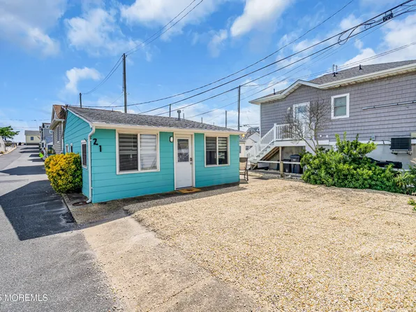 21 E Dune Way, Lavallette, NJ 08735