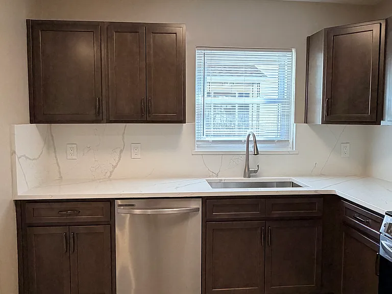 151 E Bettlewood Ave #A — Photo 8