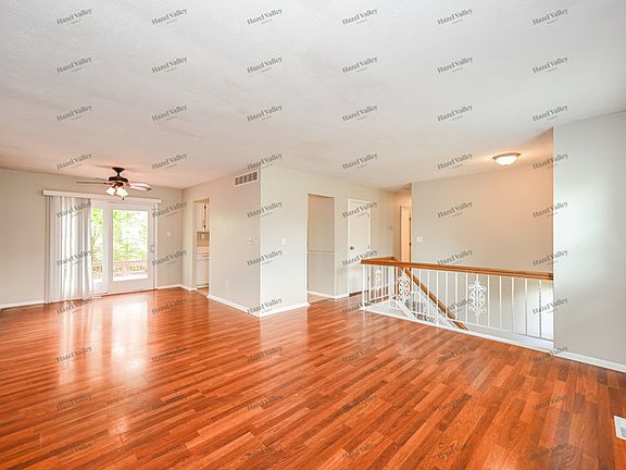 5th image of 714 Miles Ln