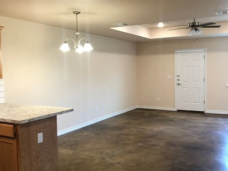 509 College St — Photo 32