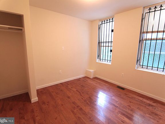 5th image of 1852 N Willington St #1