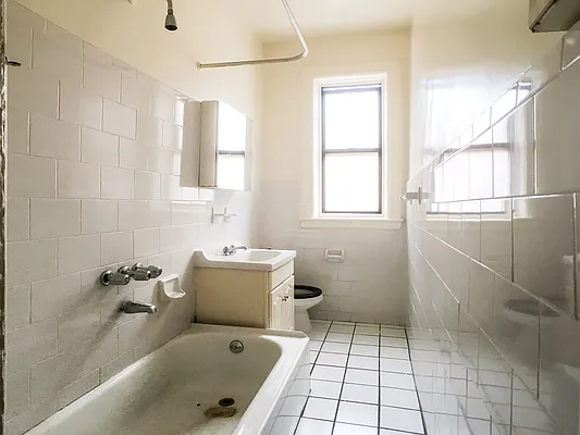 Rented by Sheila M Apfel, LREB | media 30