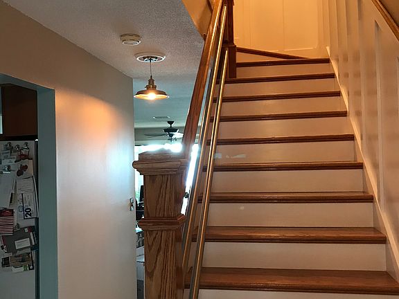 3rd image of 904 Regatta Dr