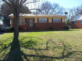 1013 Weststone Dr, Charlotte, NC 28208