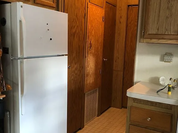 E Pkwy, Cosby, TN 37722