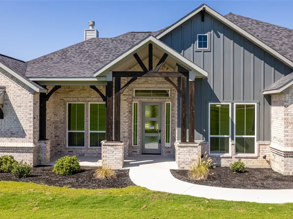 829 Dog Wood Rd, Weatherford, TX 76085