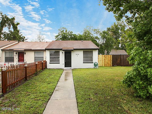 2nd image of 2674 SUNRISE VILLAGE Drive #C