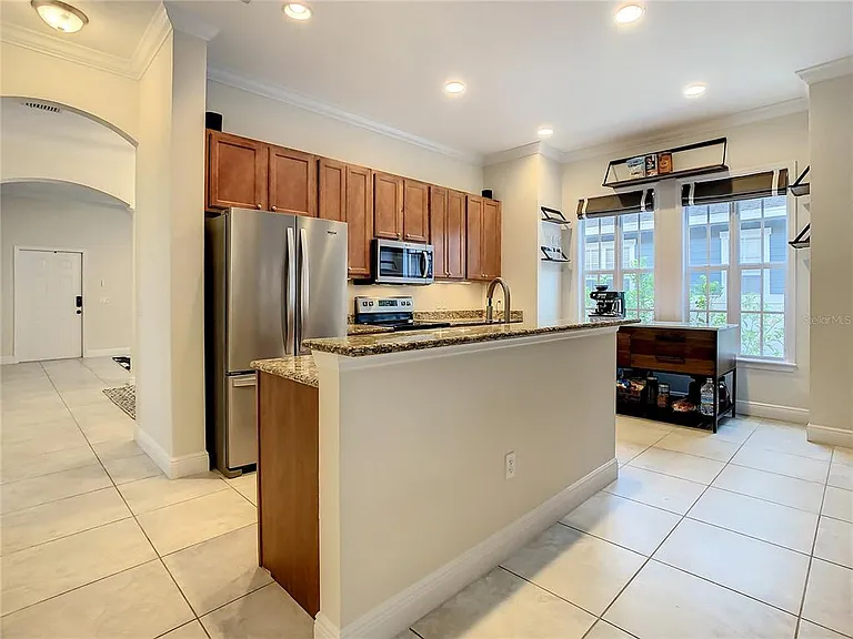 220 W Minnehaha St — Photo 14