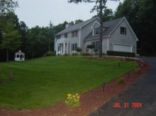 10 Forest Hills Dr, Exeter, RI 02822