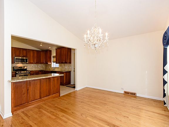 4th image of 521 Lavergne Ave