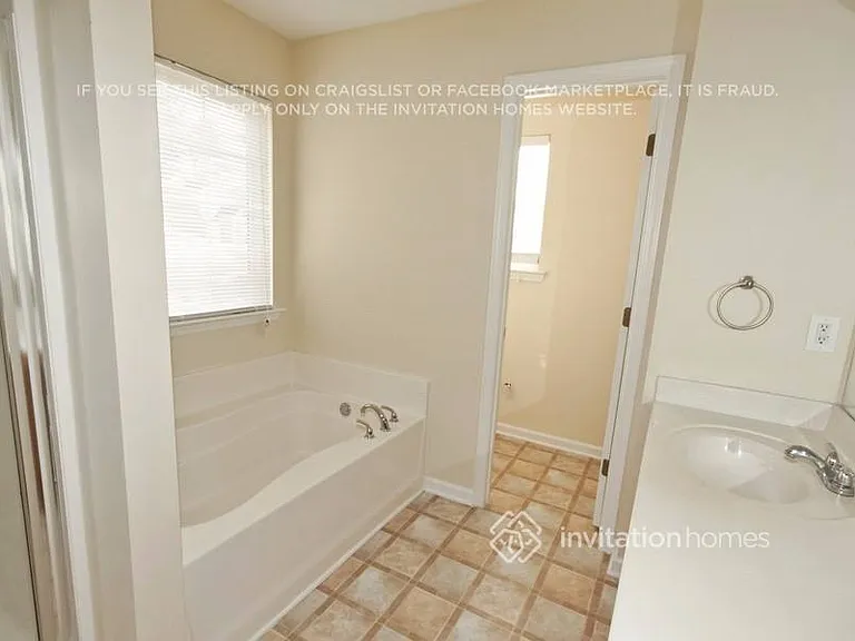 540 Sable View Ln — Photo 13