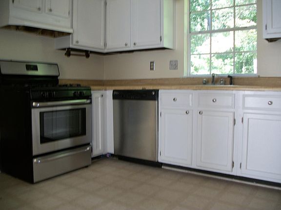 4th image of 5979 Eton Ct