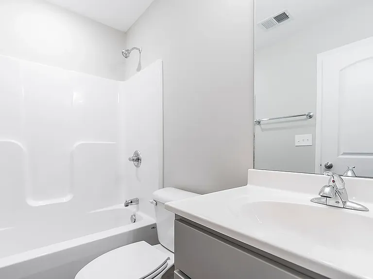 333 Hillcrest Ave — Photo 6