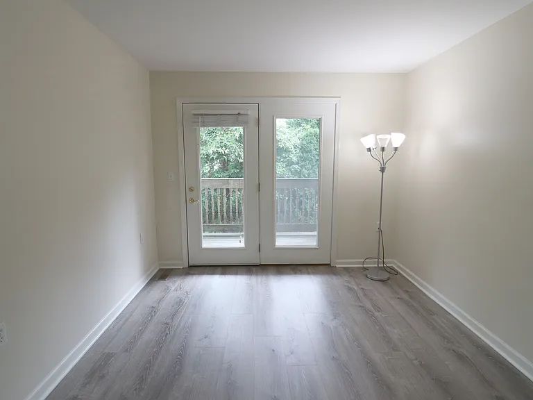 88 Oriole Dr — Photo 9