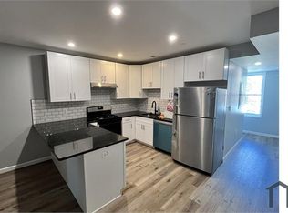 1709 E St NE APT 4, Washington, DC 20002