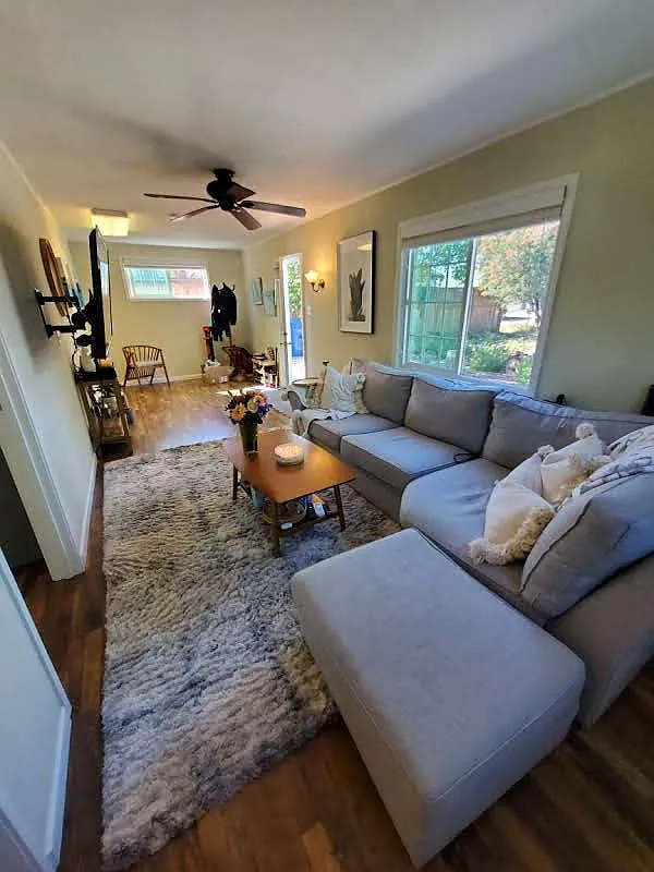 1 bed, 1.5 bath, 1000 sqft, $2,500 — Photo 2
