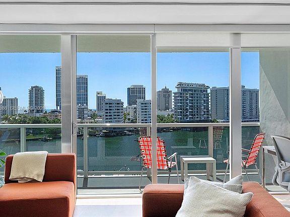 3rd image of 900 Bay Dr APT 716