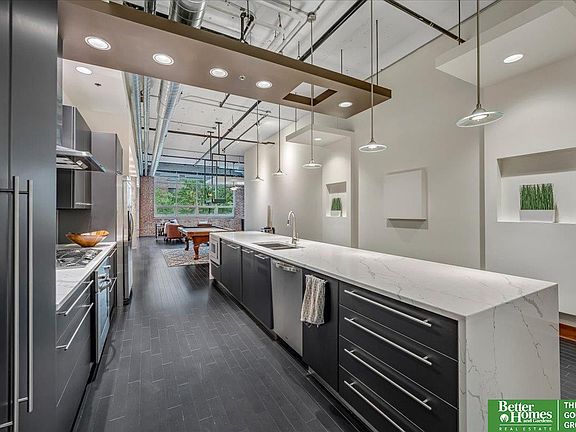 4th image of 1502 Jones St APT 203