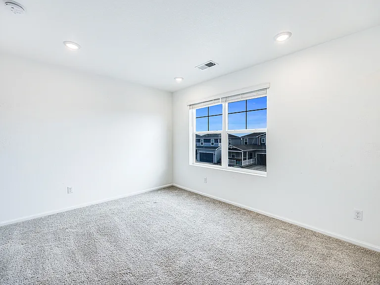 535 Silver Rock Trl — Photo 21